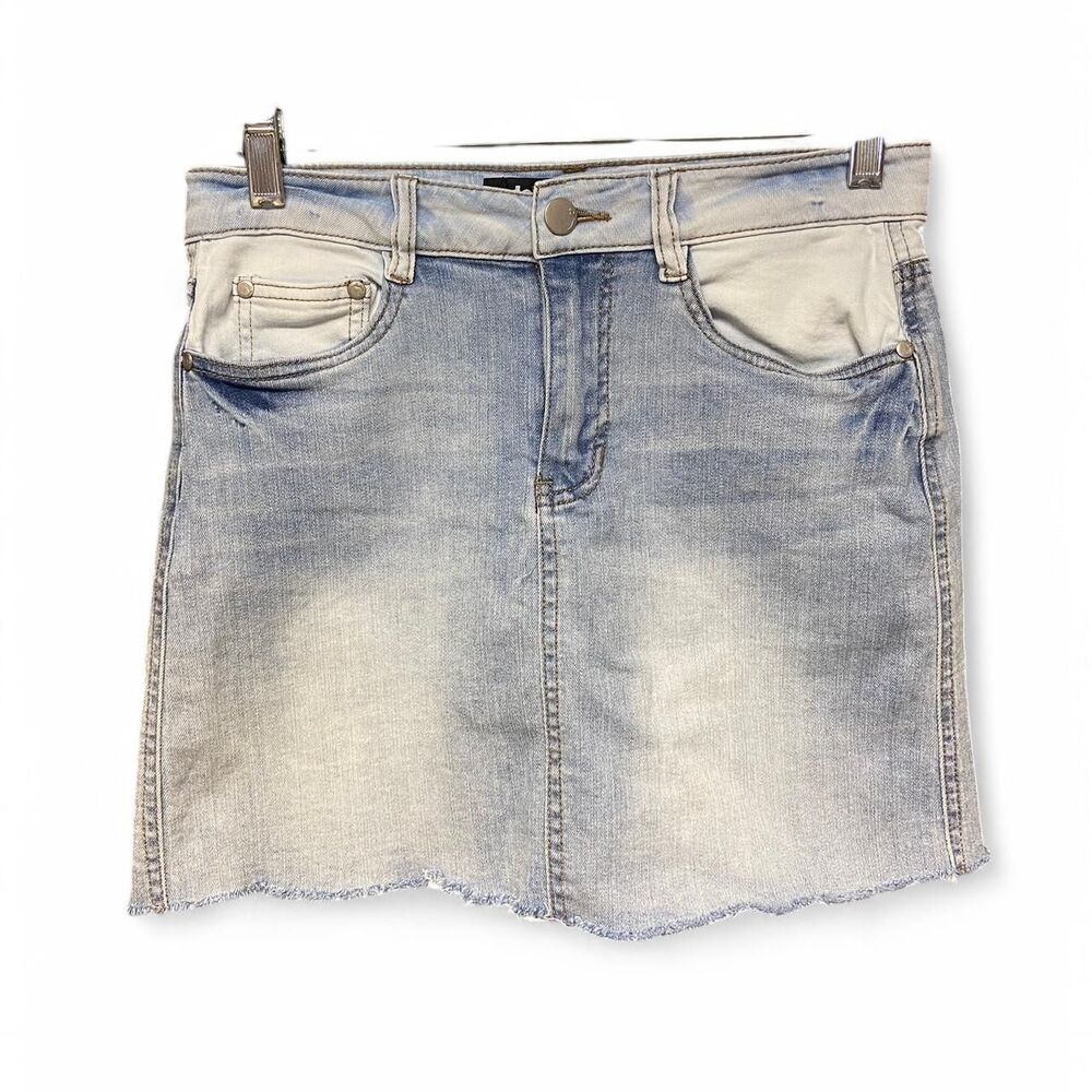 Dollhouse blue denim mini skirt size 5